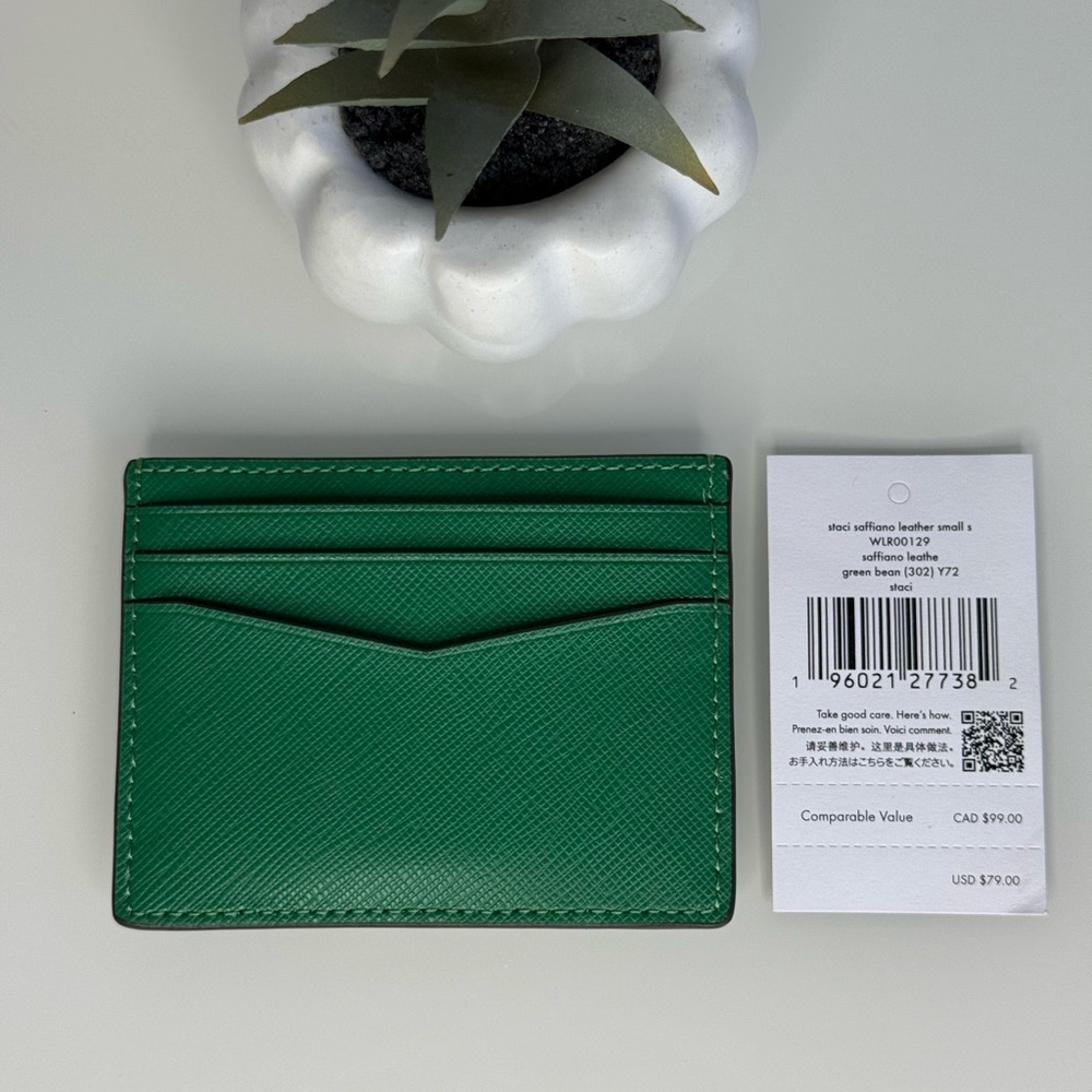 Kate Spade Staci Small Slim Card Holder
Green Bean 
NWT - Picture 5 of 6